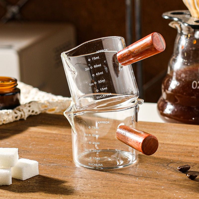 Kreativer Mini-Milchkännchen mit Holzgriff, Kaffeeweißer aus Glas für Espresso
